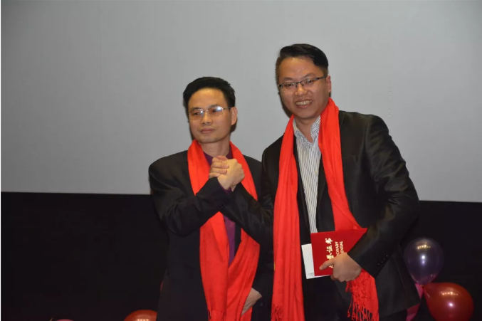 萬(wàn)磊家宴圓滿落幕，向萬(wàn)磊平凡英雄致敬！